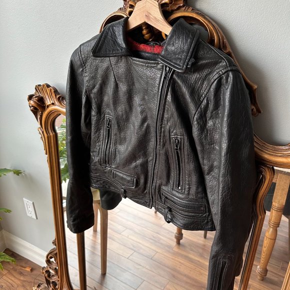 Cropped Motorcycle Black Leather Jacket - Picture 8 of 16